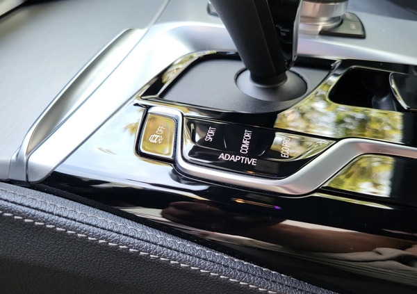 BMW Seria 5 cena 189000 przebieg: 30000, rok produkcji 2021 z Knurów małe 466